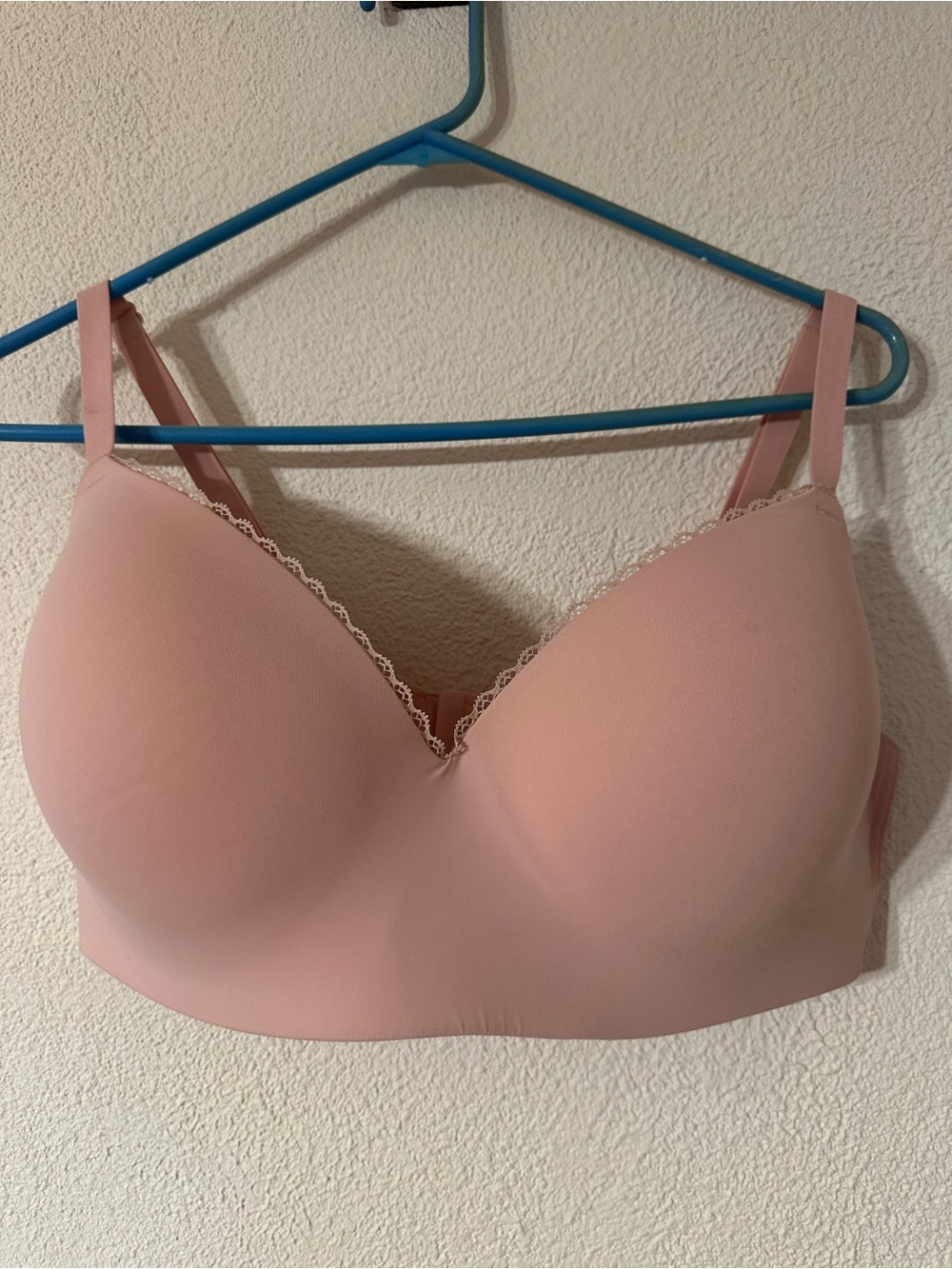 Maidenform Pure Comfort Embellished Lift Wireless Bra Pale Pink Nylon/Spandex2XL